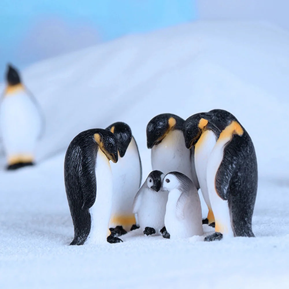 Pinguin Figur aus Kunstharz – Miniatur Schreibtisch & Gartendeko, 17 Varianten