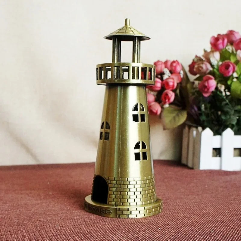 Leuchtturm Metallmodell Retro – Dekorative Tischfigur aus Eisen, Bronze, 18,5 cm