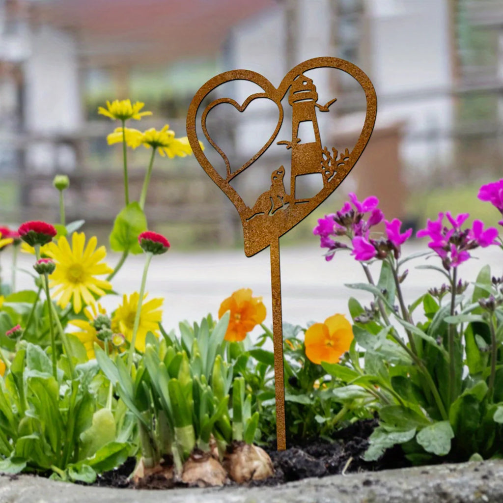 Gartenstecker Leuchtturm und Robbe – Maritimer Gartendeko-Stecker in Rostoptik