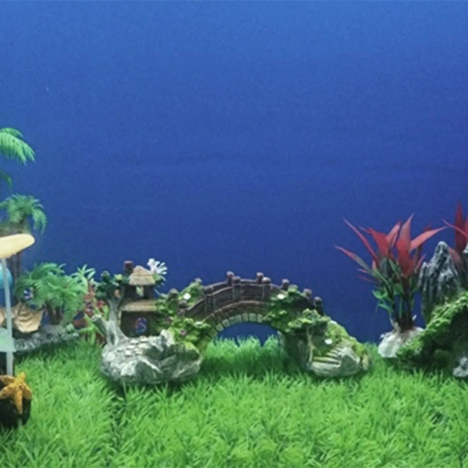 Resin-Brücke & Pavillon – Aquarium Deko | 14 cm | inkl. Wasserpflanzen