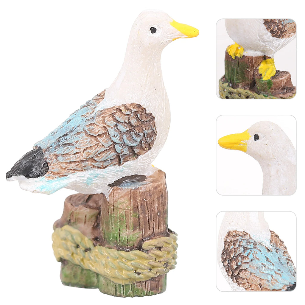 Maritime Mini-Möwen-Dekofiguren aus Kunstharz – 4er Set, realistische Vogelfiguren