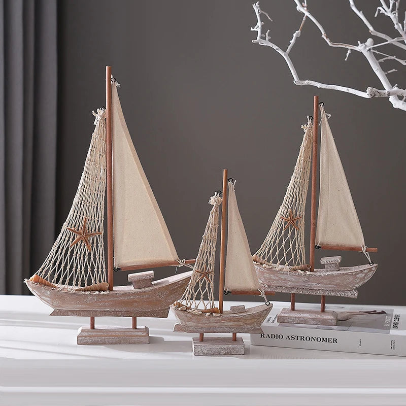 Retro Holz-Segelbootmodell – Handgefertigt, Mediterran, 5 Größen, Tischdeko & Geschenk