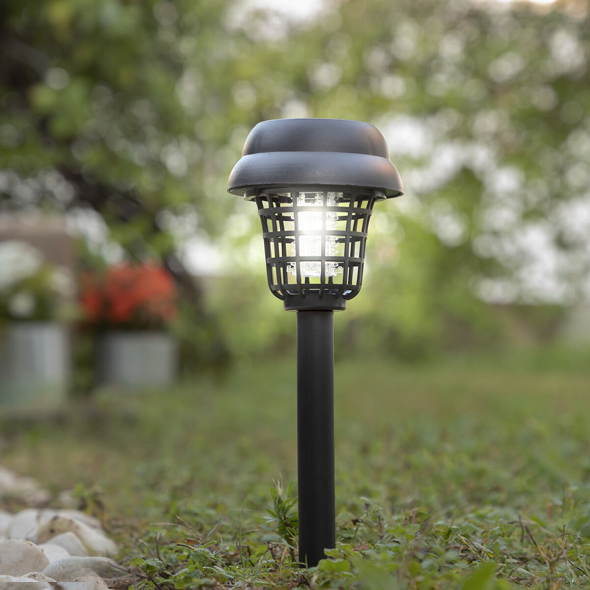 Innovagoods Solarbetriebene Lampe Für Den Garten Gegen Mücken Garlam Innovagoods